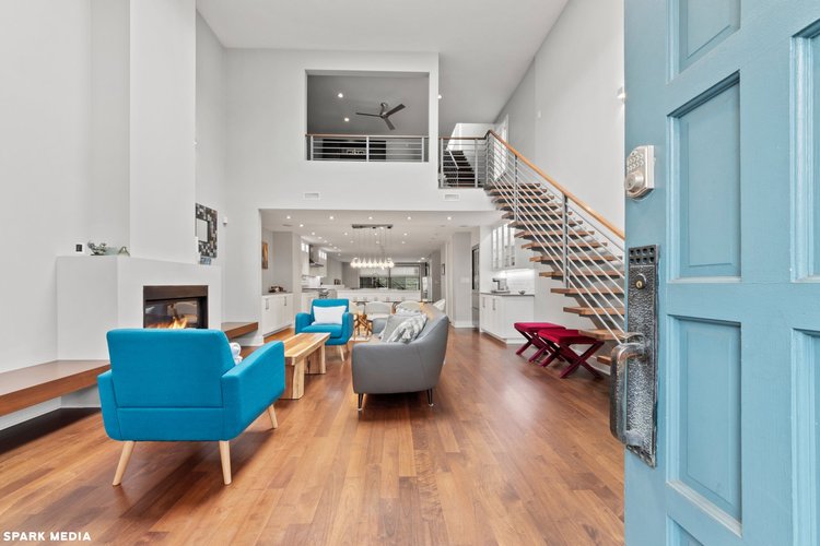 spark media chicago real estate photographer 