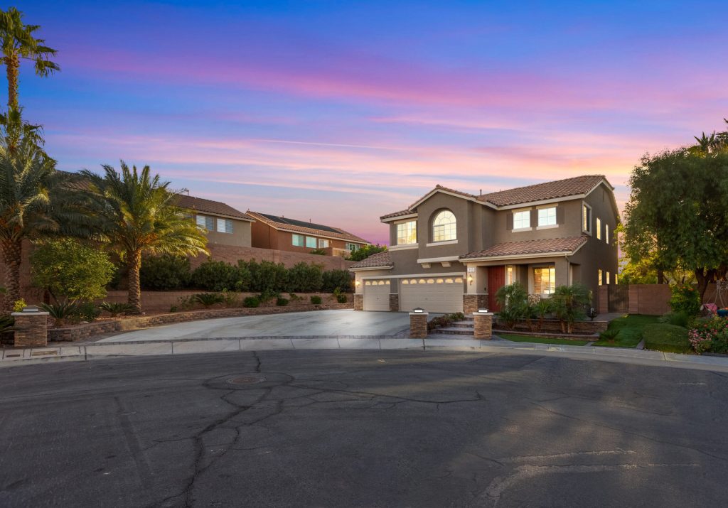 brian las vegas rel estate photographers