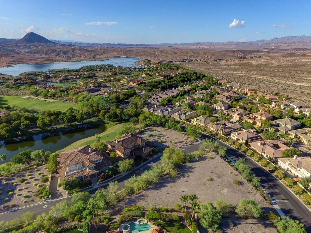 wild dog reall estate photographers