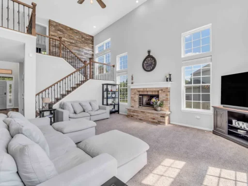 lux point media chicago re estate photographer